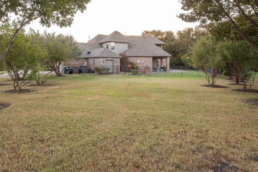 303 Lago Grande Trail, Wylie, TX 75098 - Image #3