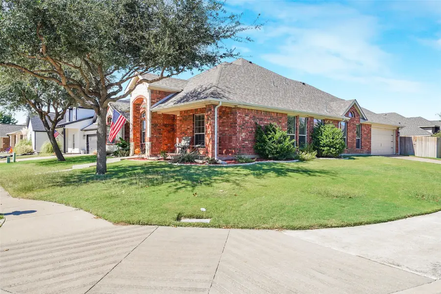 1201 Clairemont Lane, Burleson, TX 76028 - Image #3