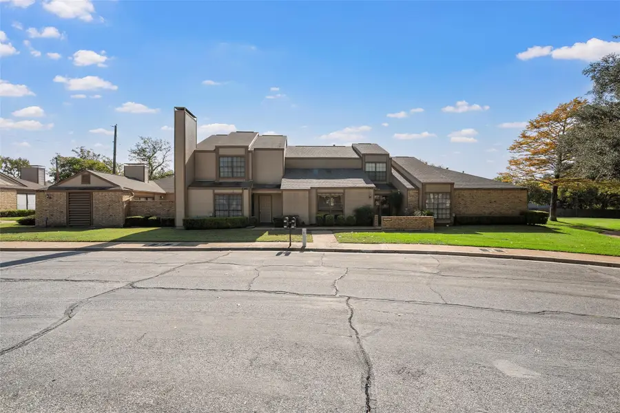 3343 Chimney Place Drive, Waco, TX 76708 - Image #2