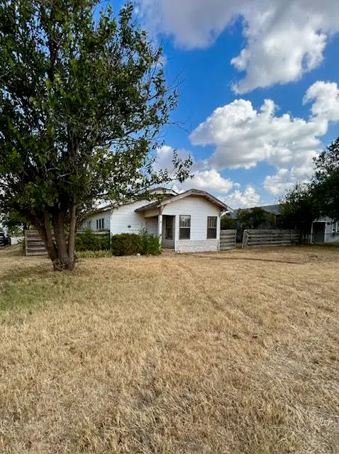 1301 Avenue I, Anson, TX 79501 - Image #1