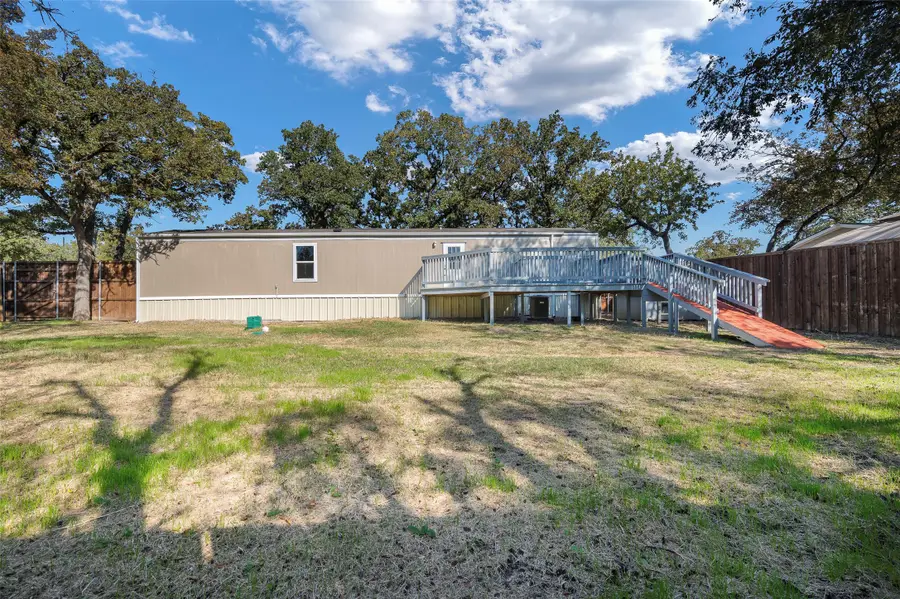 1107 Maple Drive, Bartonville, TX 76226 - Image #2