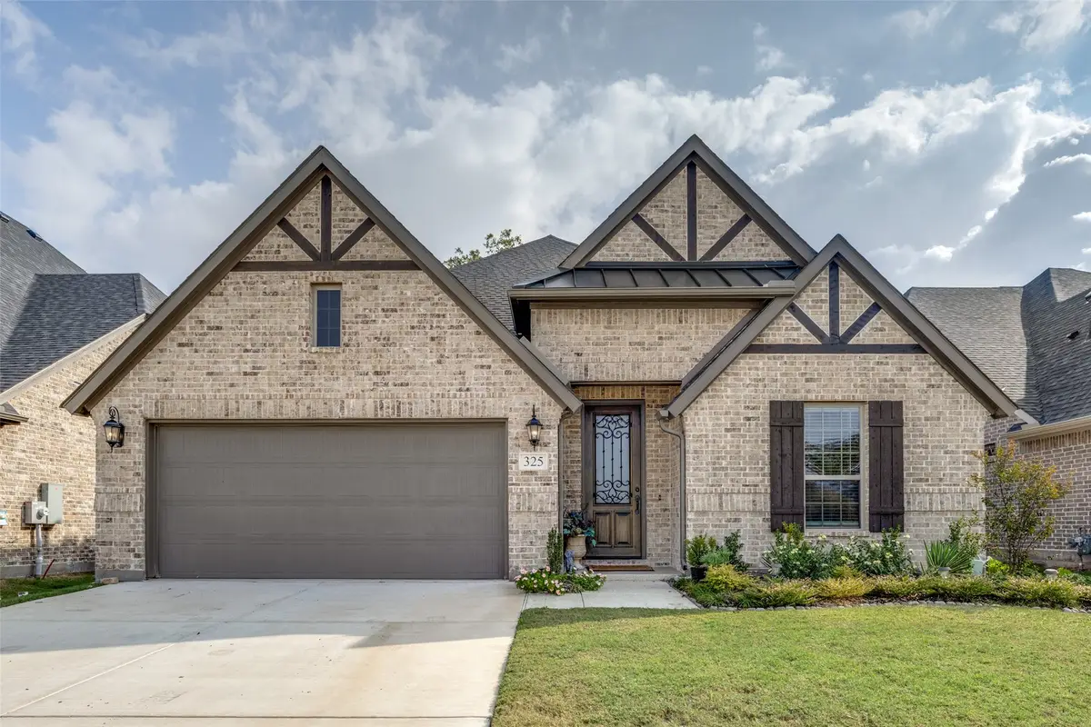 325 Cherbury Grove, Greenville, TX 75401 - Image #1