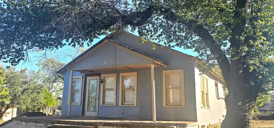 506 E 2nd Street, Brady, TX 76825 - Image #3