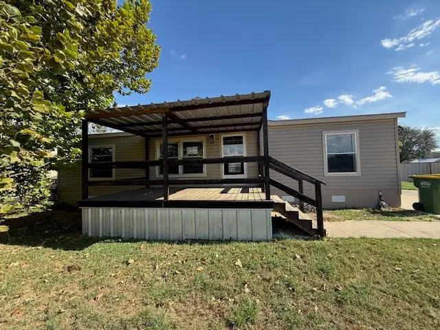 4517 Rocking K Drive, Bellmead, TX 76705 - Image #1