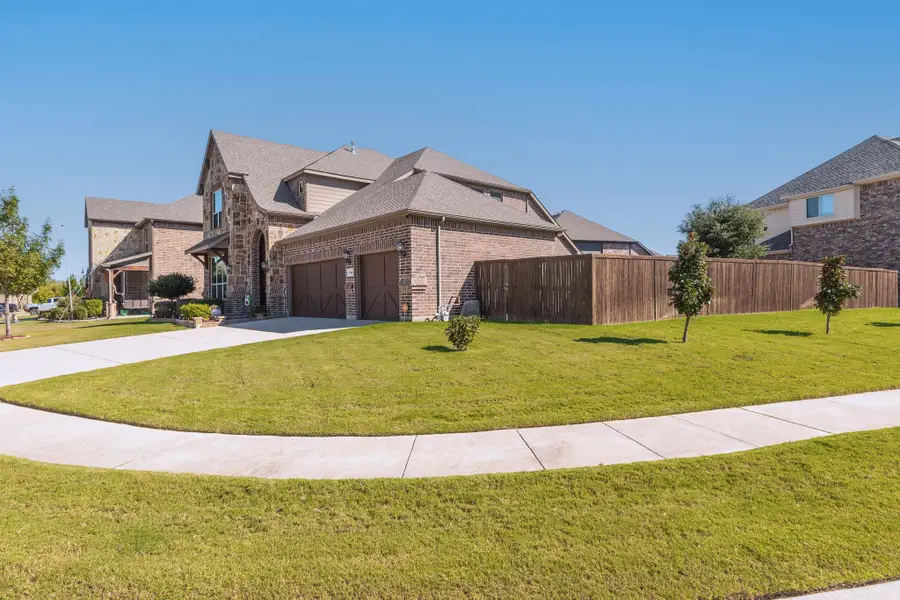 4500 Periwinkle Drive, Mansfield, TX 76063 - Image #2