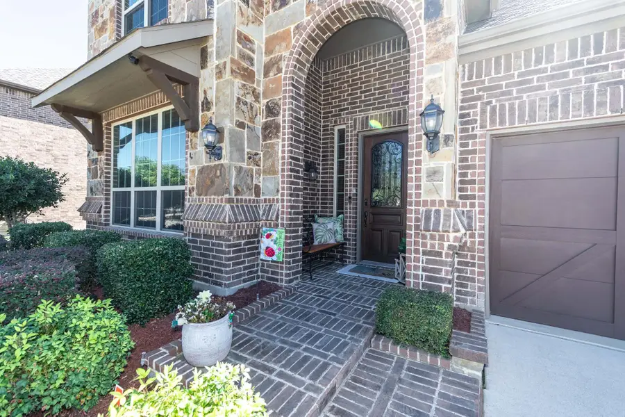 4500 Periwinkle Drive, Mansfield, TX 76063 - Image #3