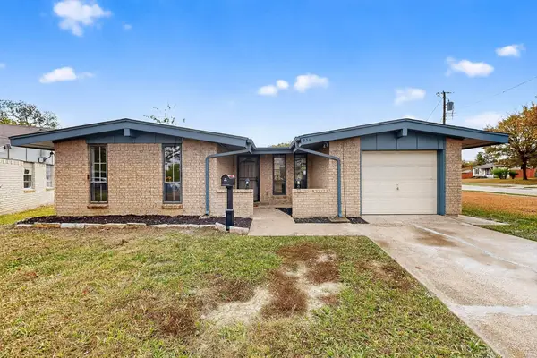 534 Henderson Circle, Garland, TX 75040