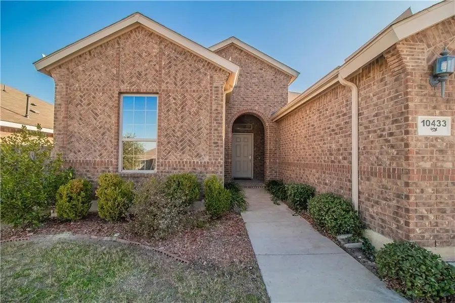 10433 Unity Drive, Fort Worth, TX 76108 - Image #3