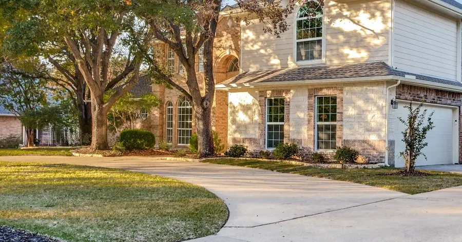 3105 Sunny Meadow Court, Dalworthington Gardens, TX 76016 - Image #3