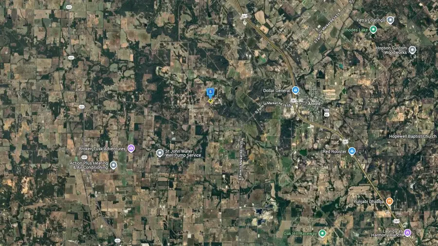 184 Bear Cat Court, Alvord, TX 76225 - Image #3