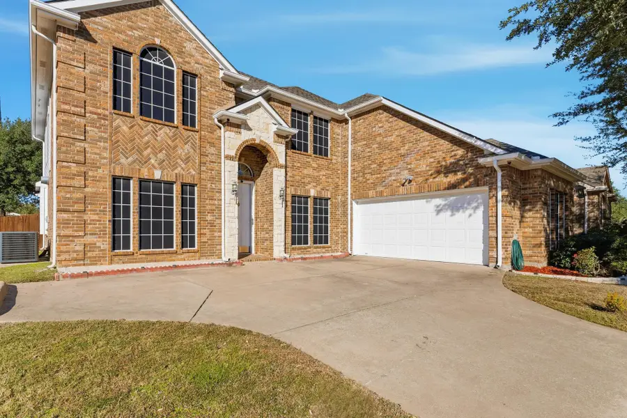2117 Trickling Creek Drive, Garland, TX 75041 - Image #3
