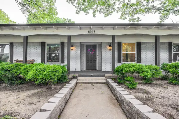 1507 Greenbrier Drive, Sherman, TX 75092