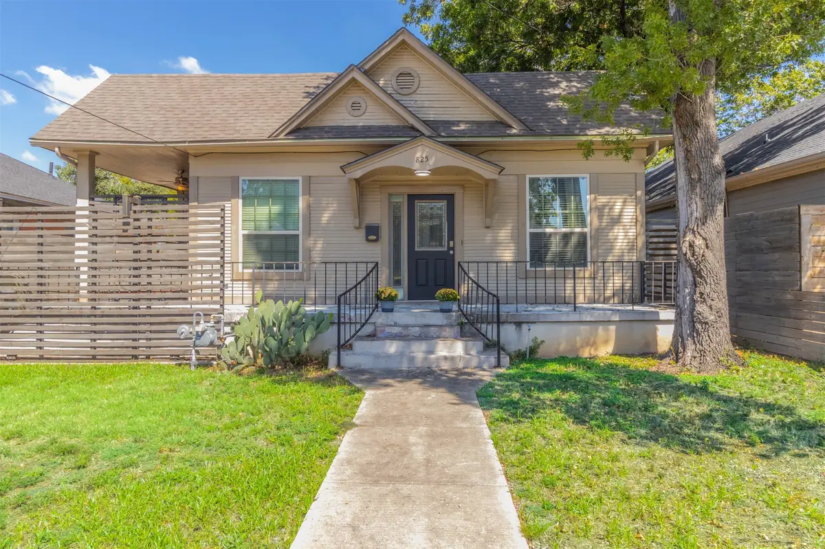 825 W 12th Street, Dallas, TX 75208 - Image #1