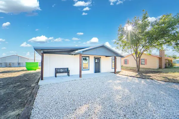 905 W Fifth Street, Breckenridge, TX 76424