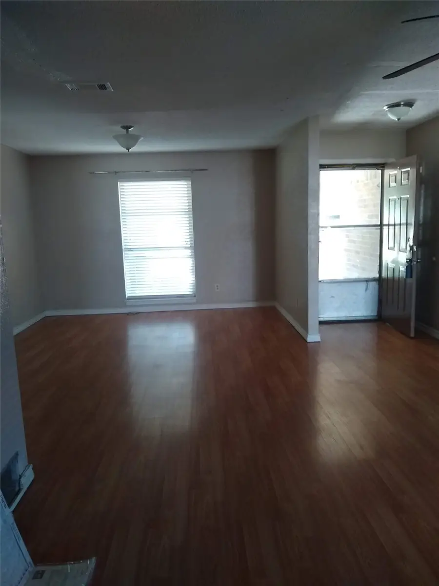 501 Bay Shore Drive, Garland, TX 75040 - Image #2