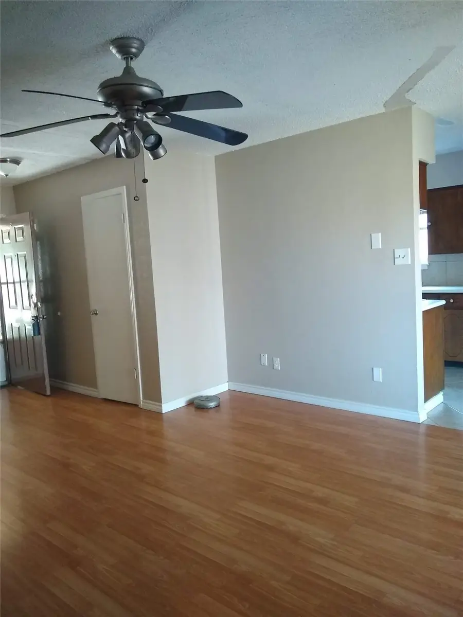 501 Bay Shore Drive, Garland, TX 75040 - Image #3