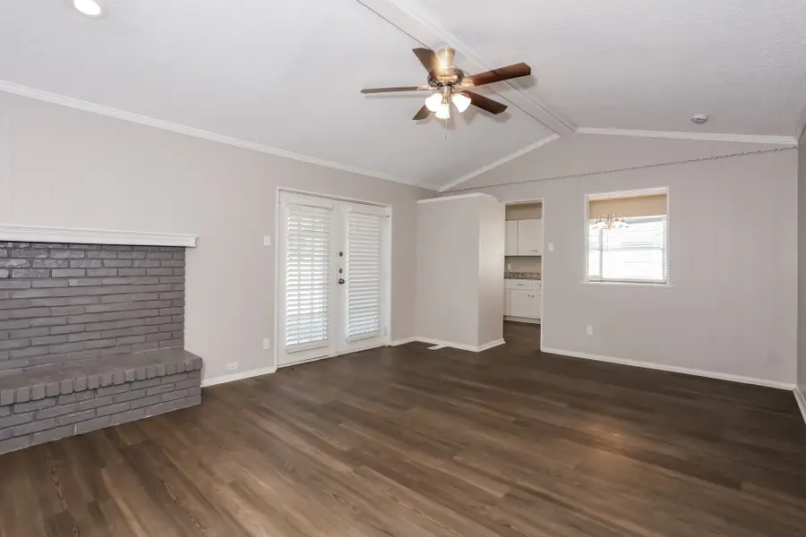 7011 Pickrell Drive, Dallas, TX 75227 - Image #2