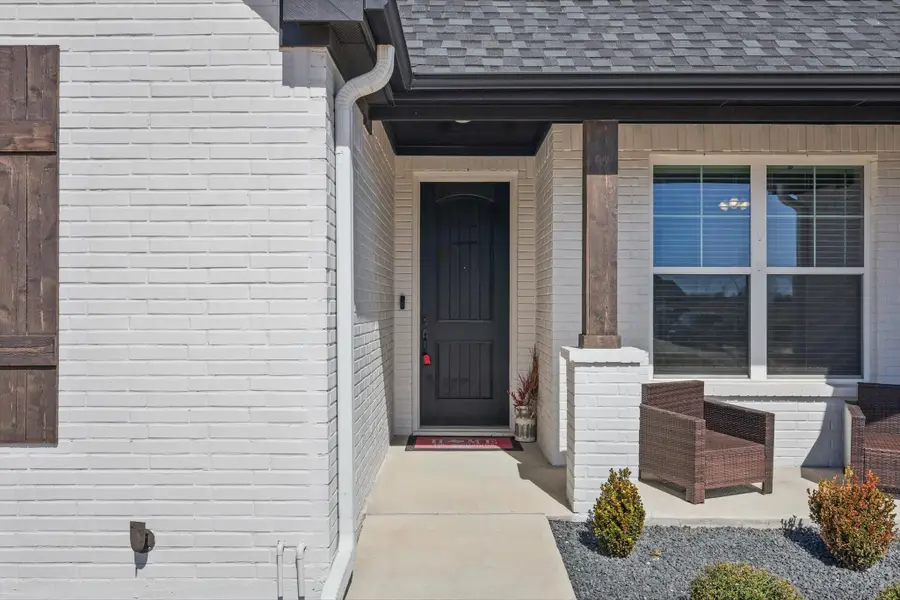 9320 Bengal Court, Godley, TX 76044 - Image #2