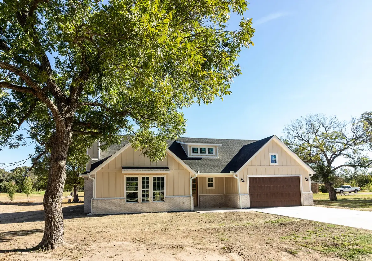 5654 Klassic K Farm, Post Oak Bend City, TX 75142 - Image #1