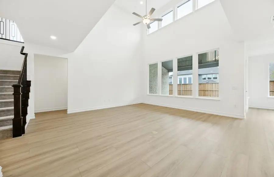 6808 Mill Creek Drive, McKinney, TX 75071 - Image #2