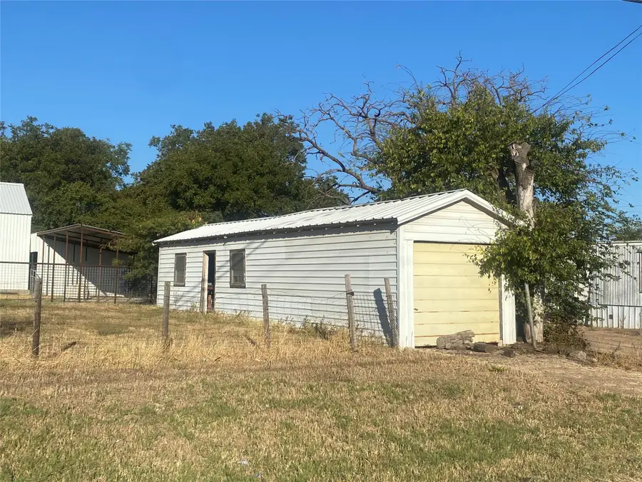 800 S 1st Street, Haskell, TX 79521 - Image #2
