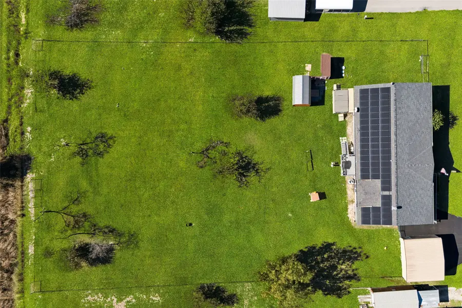 113 Draper Drive, Springtown, TX 76082 - Image #3