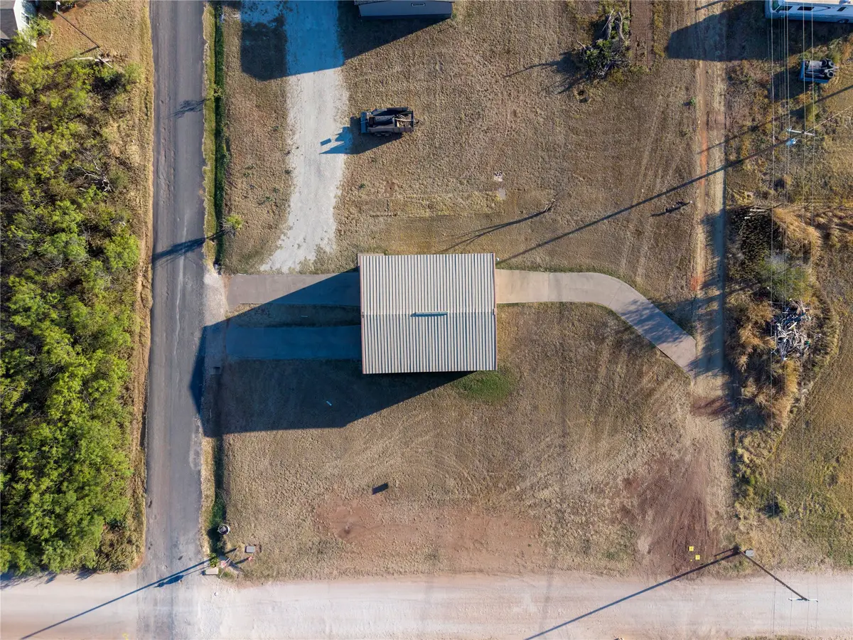 2002 Avenue L, Anson, TX 79501 - Image #1