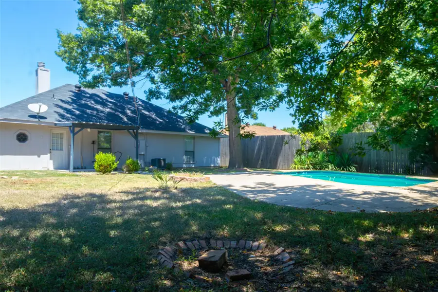 600 Benedict Lane, Arlington, TX 76002 - Image #3