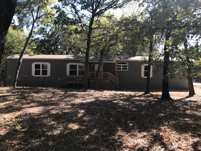 208 N Cherokee Shores Drive, Mabank, TX 75156 - Image #2