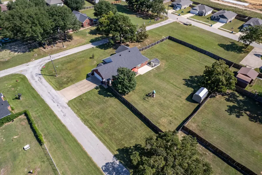 22206 Ellis Drive, Chandler, TX 75758 - Image #3