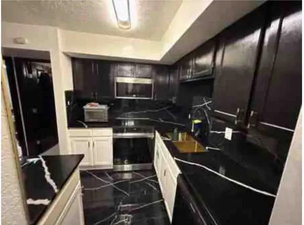 9823 Walnut Street #107, Dallas, TX 75243