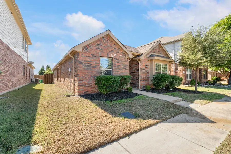 9116 Wild Rose Lane, Cross Roads, TX 76227 - Image #3