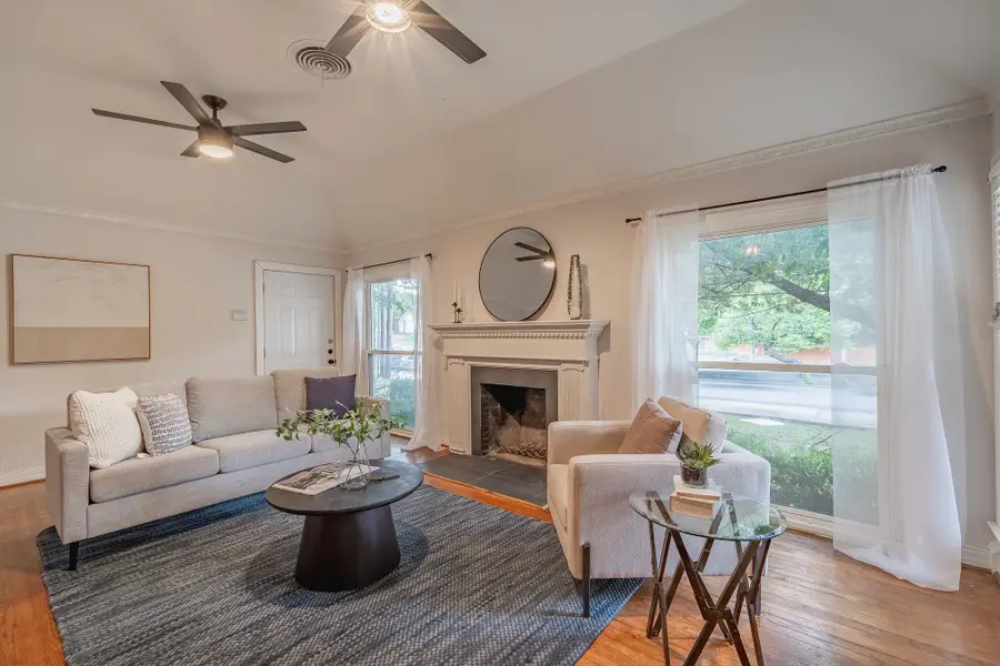 626 N Hampton Road, Dallas, TX 75208 - Image #2