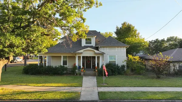 704 E Main Street, Honey Grove, TX 75446