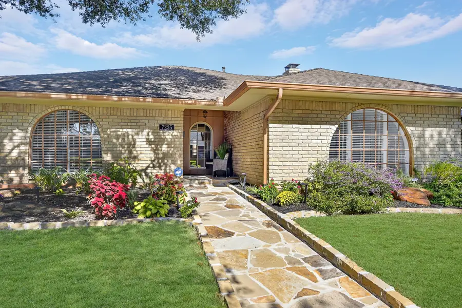 7235 Whispering Pines Drive, Dallas, TX 75248 - Image #2