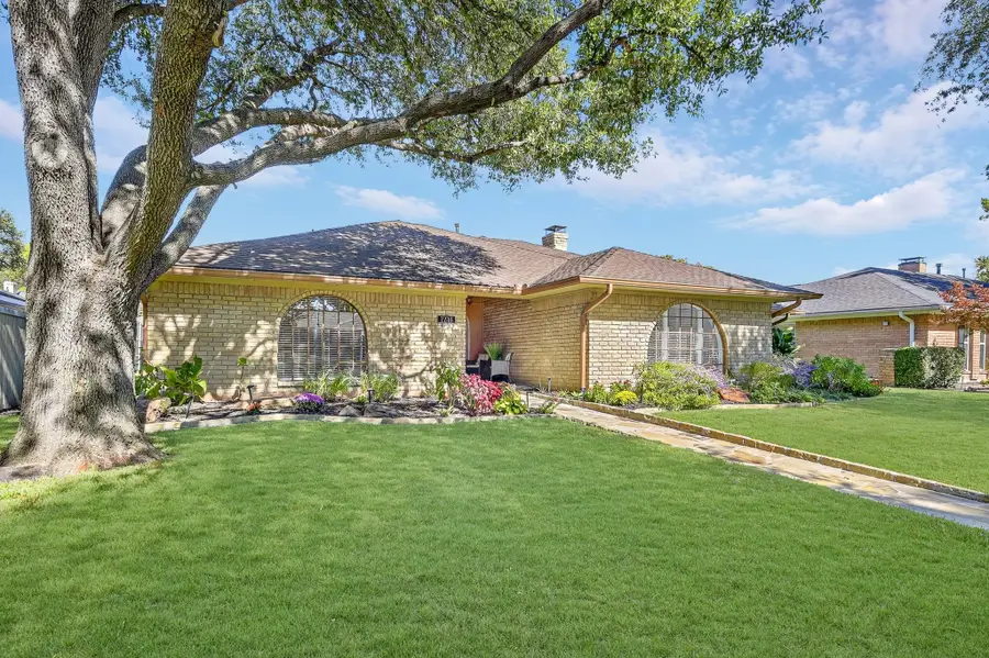 7235 Whispering Pines Drive, Dallas, TX 75248 - Image #3