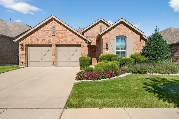 833 Countryside Way, Little Elm, TX 76227
