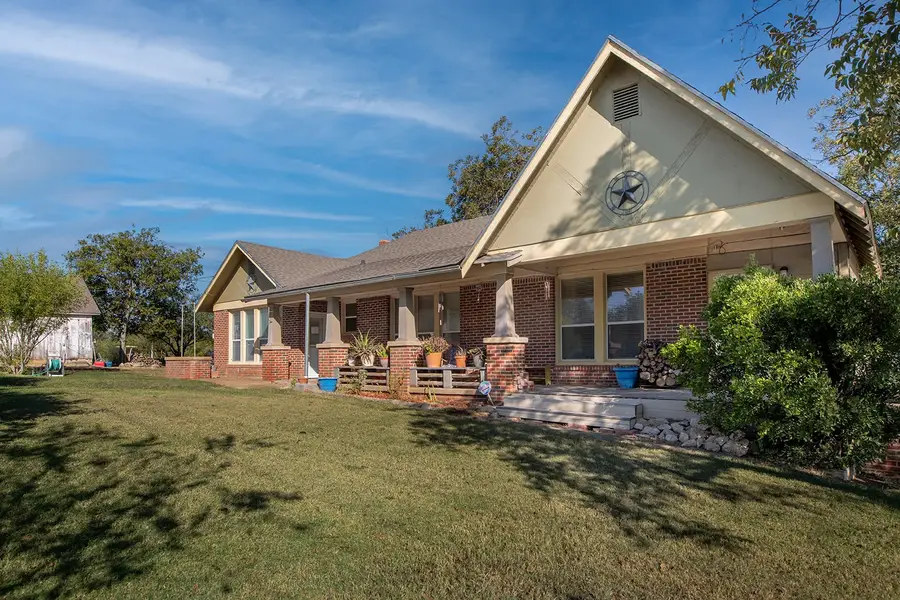 606 S Blackburn Street, Brady, TX 76825 - Image #3