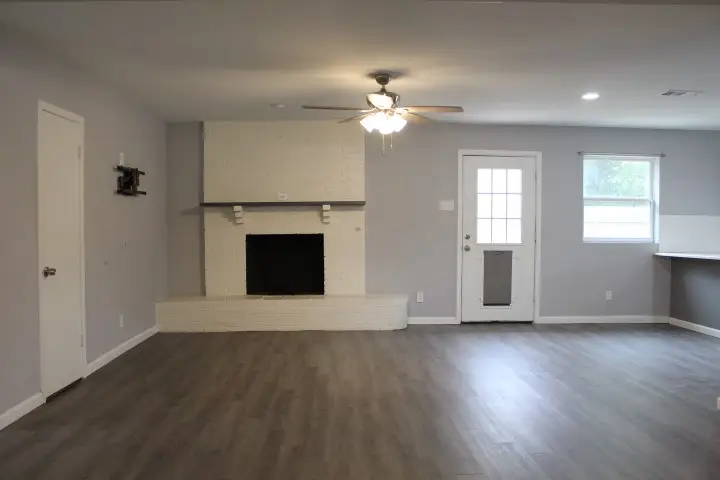 230 Hovenkamp Street, Keller, TX 76248 - Image #3