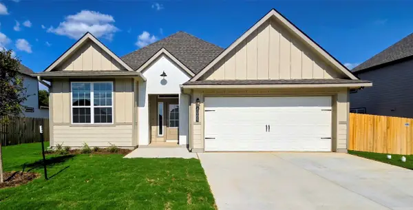 8005 Townsend Drive, Waco, TX 76708