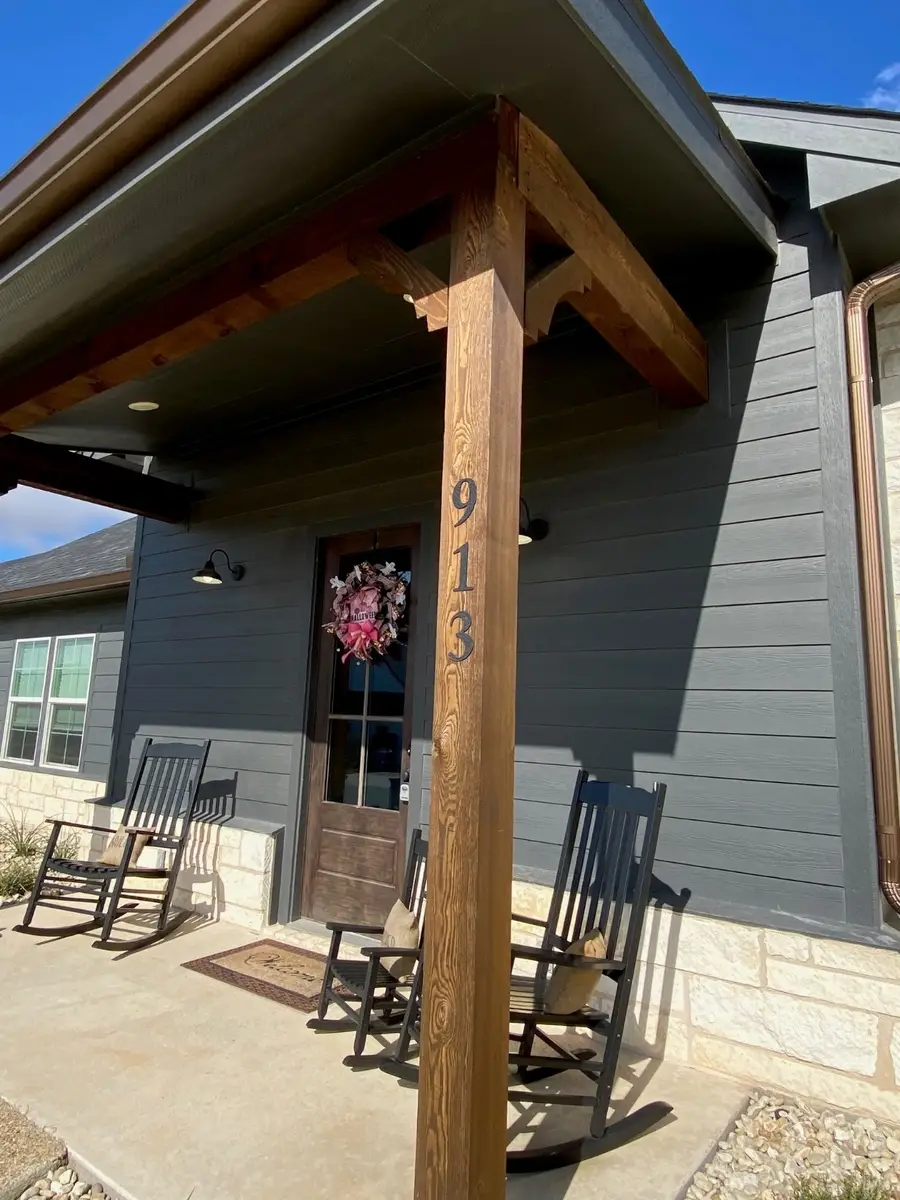 913 Day Star Drive, Hewitt, TX 76643 - Image #3