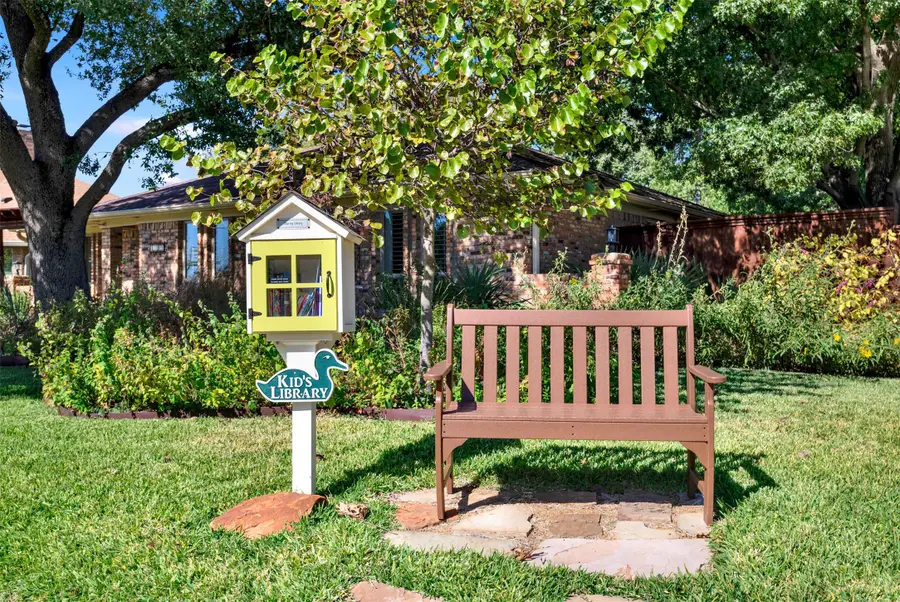 1709 Piper Court, Richardson, TX 75081 - Image #2