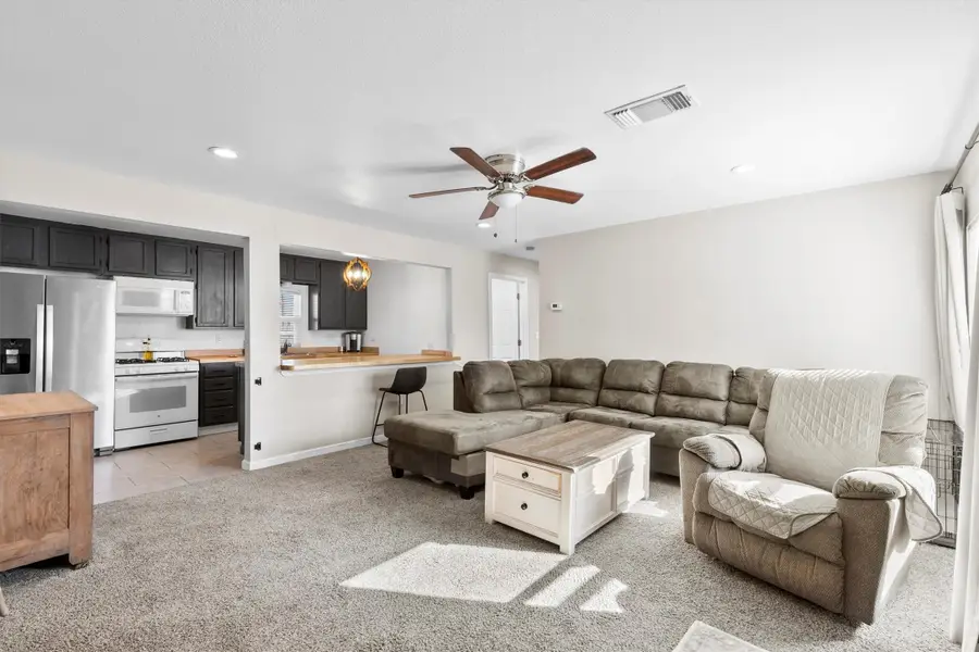 101 3rd Street, Valley View, TX 76272 - Image #2