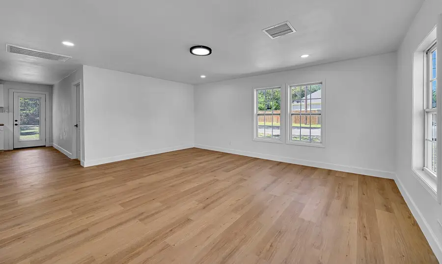 3132 N 25th Street, Waco, TX 76708 - Image #3