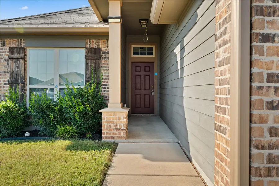 4124 Riata Ranch Road, Waco, TX 76705 - Image #2