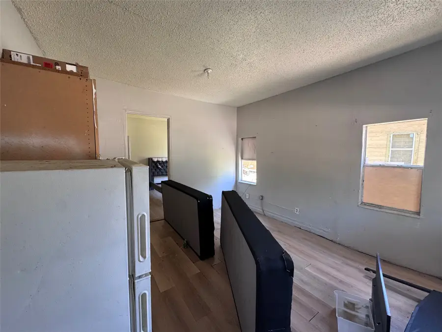 3417 Pondrom Street, Dallas, TX 75215 - #2