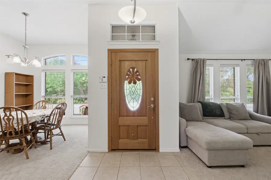 833 Aylesbury Drive, Allen, TX 75002 - Image #3