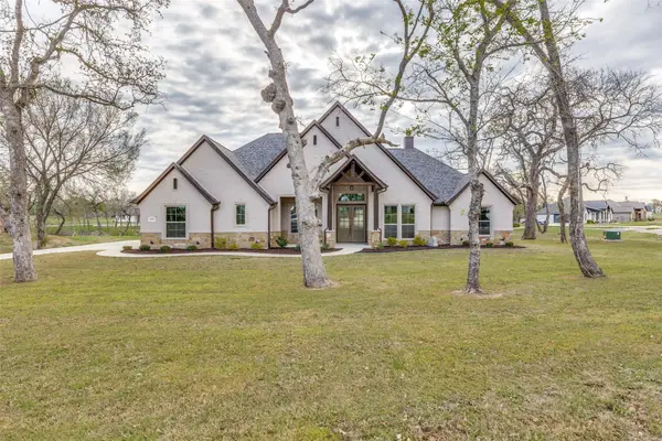 105 Clayton Crossing, Springtown, TX 76082