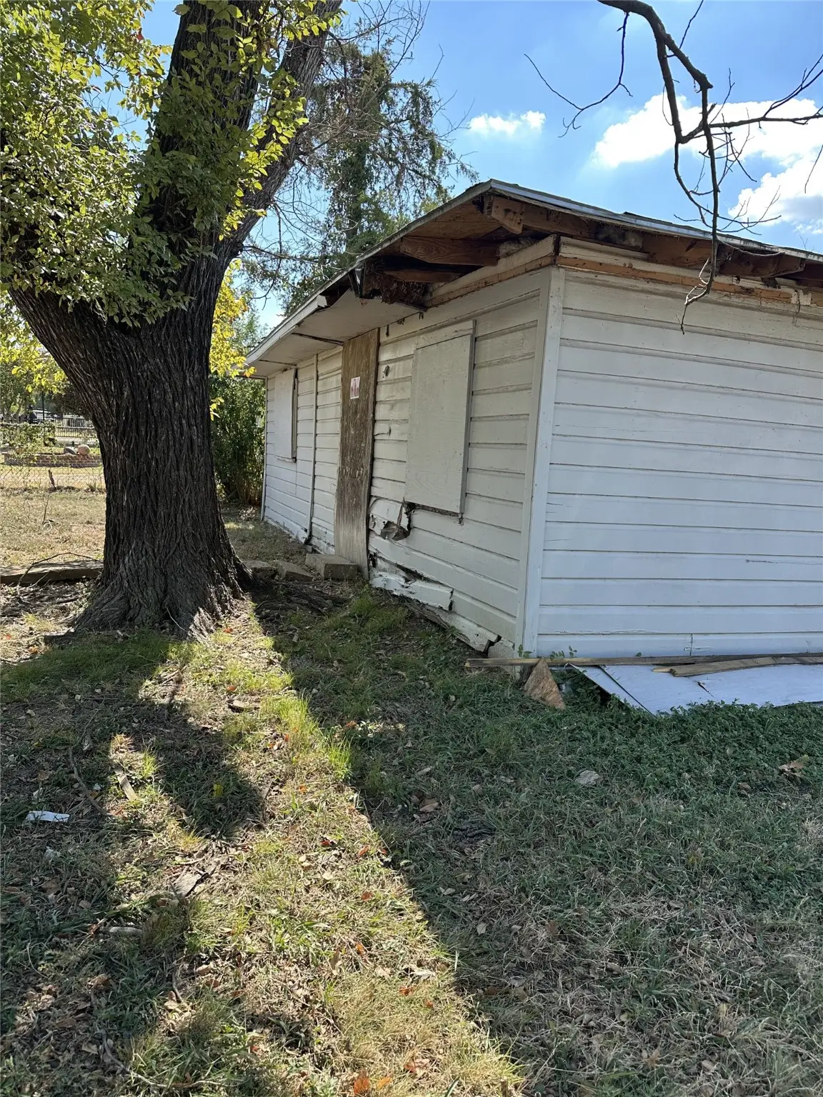 2435 Iroquois Street, Dallas, TX 75212 - Image #1