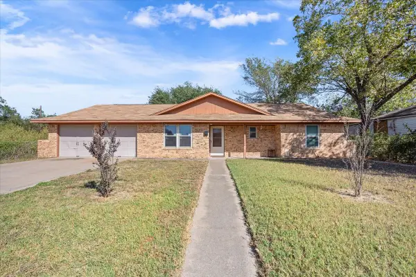 525 San Antonio Street, Marlin, TX 76661